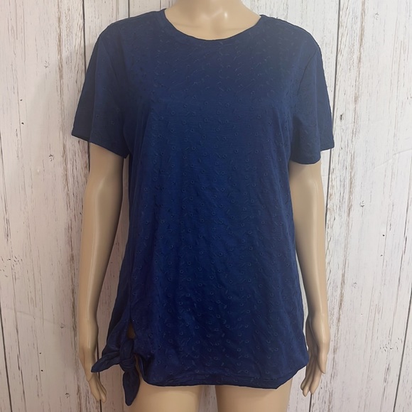NWT St. John’s Bay Navy Embroidered Floral Eyelet Short-sleeve Knot Top - Picture 1 of 11